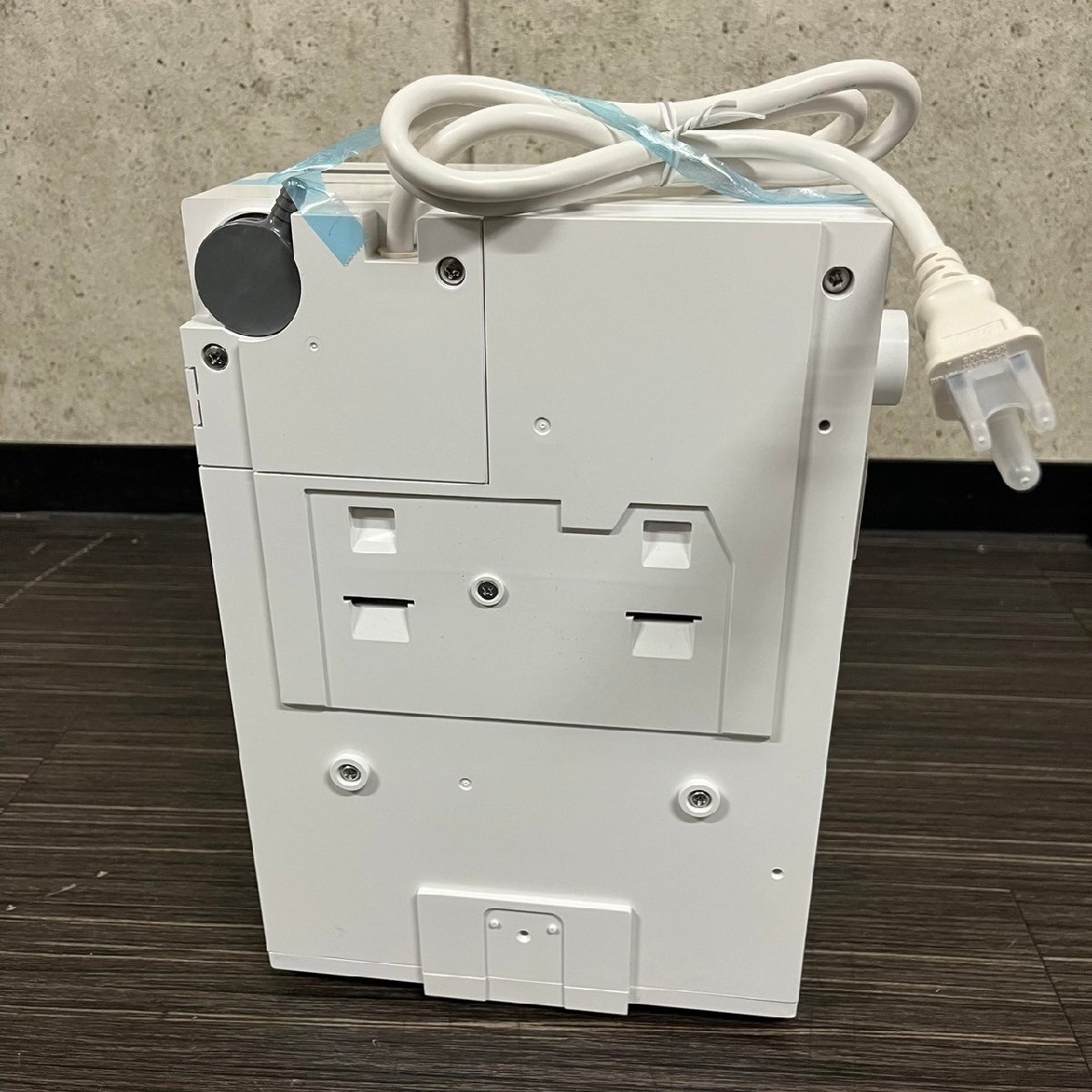 美品】 TOTO 湯ぽっと 小型電気温水器 先止め式 REWF03A1S 2017 美品】 TOTO 湯ぽっと 小型電気温水器 先止め式 REWF03A1S 2017
