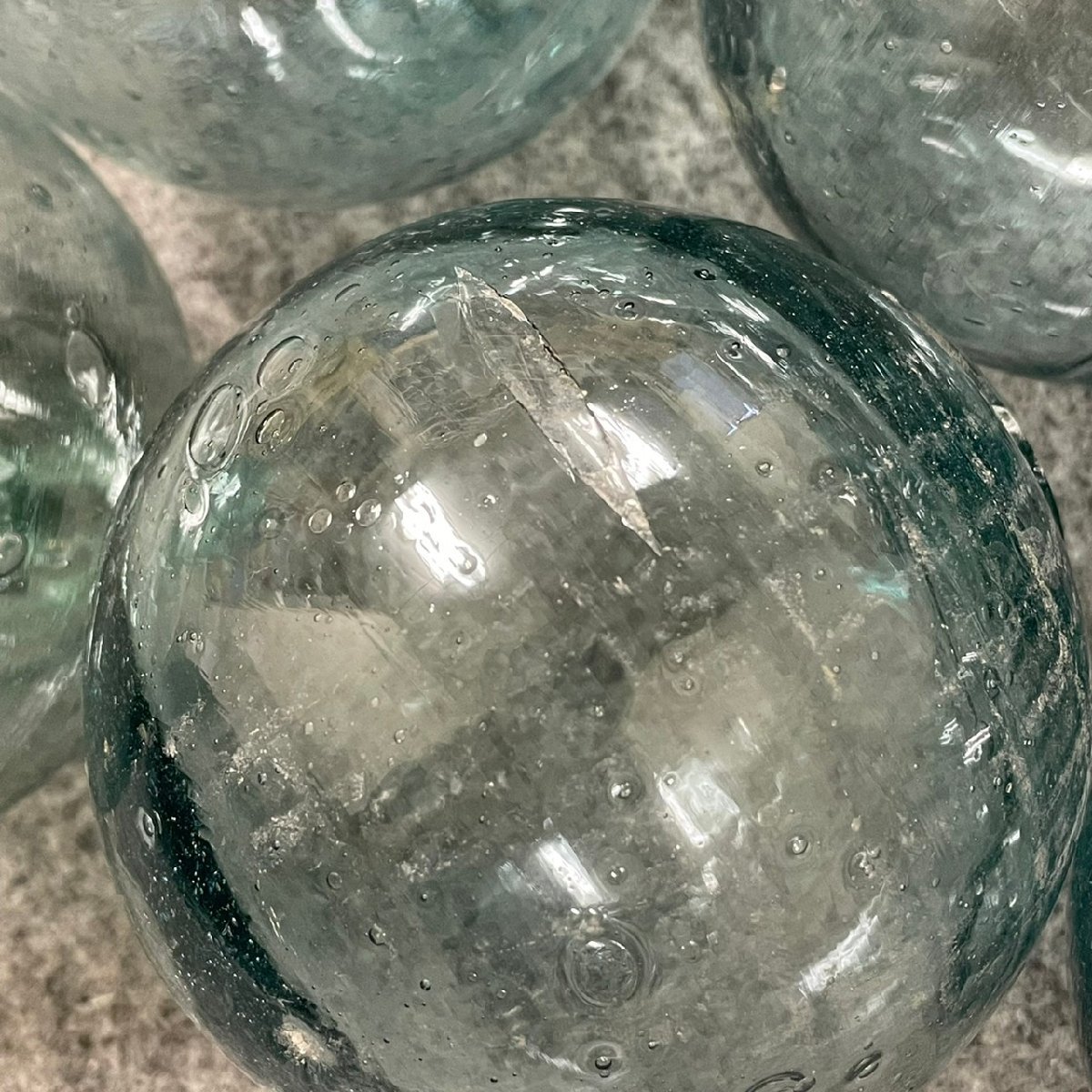 浮き球 ガラス玉 吹きガラス 気泡 昭和レトロ 漁業 古民具 30個セット 直径約9㎝前後 051501K/N6,7_画像3