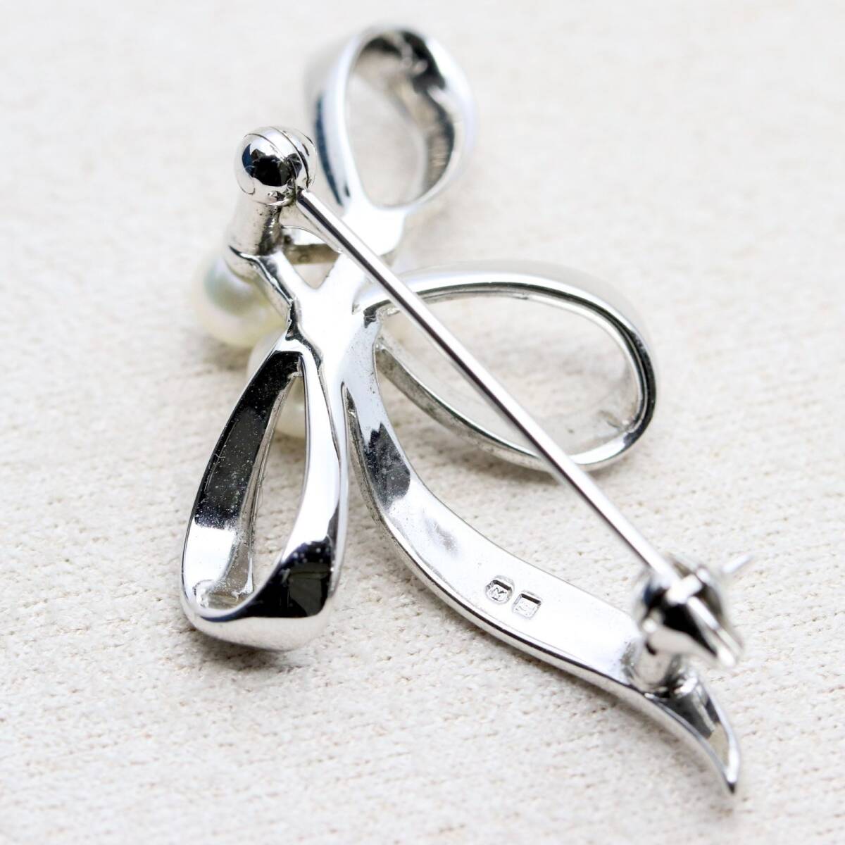 MIKIMOTO 美品 ブローチ シルバー パール 真珠 ベビーパール MIKIMOTO 美品 ブローチ シルバー パール 真珠 ベビーパール
