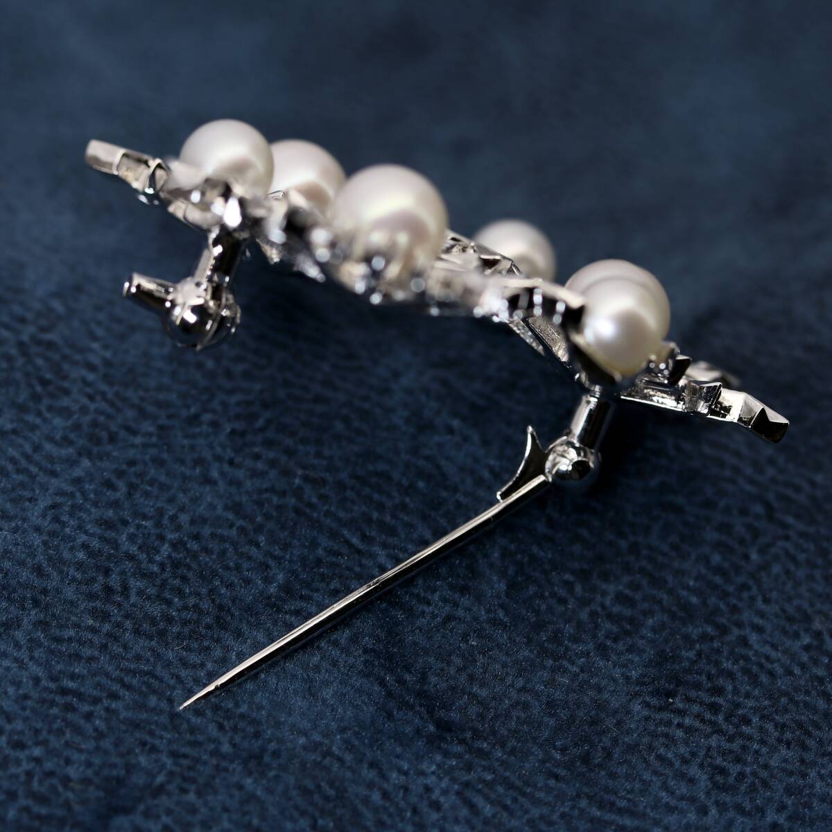 MIKIMOTO(ミキモト) ブローチ シルバー パール 真珠 雪 結晶 MIKIMOTO(ミキモト) ブローチ シルバー パール 真珠 雪 結晶