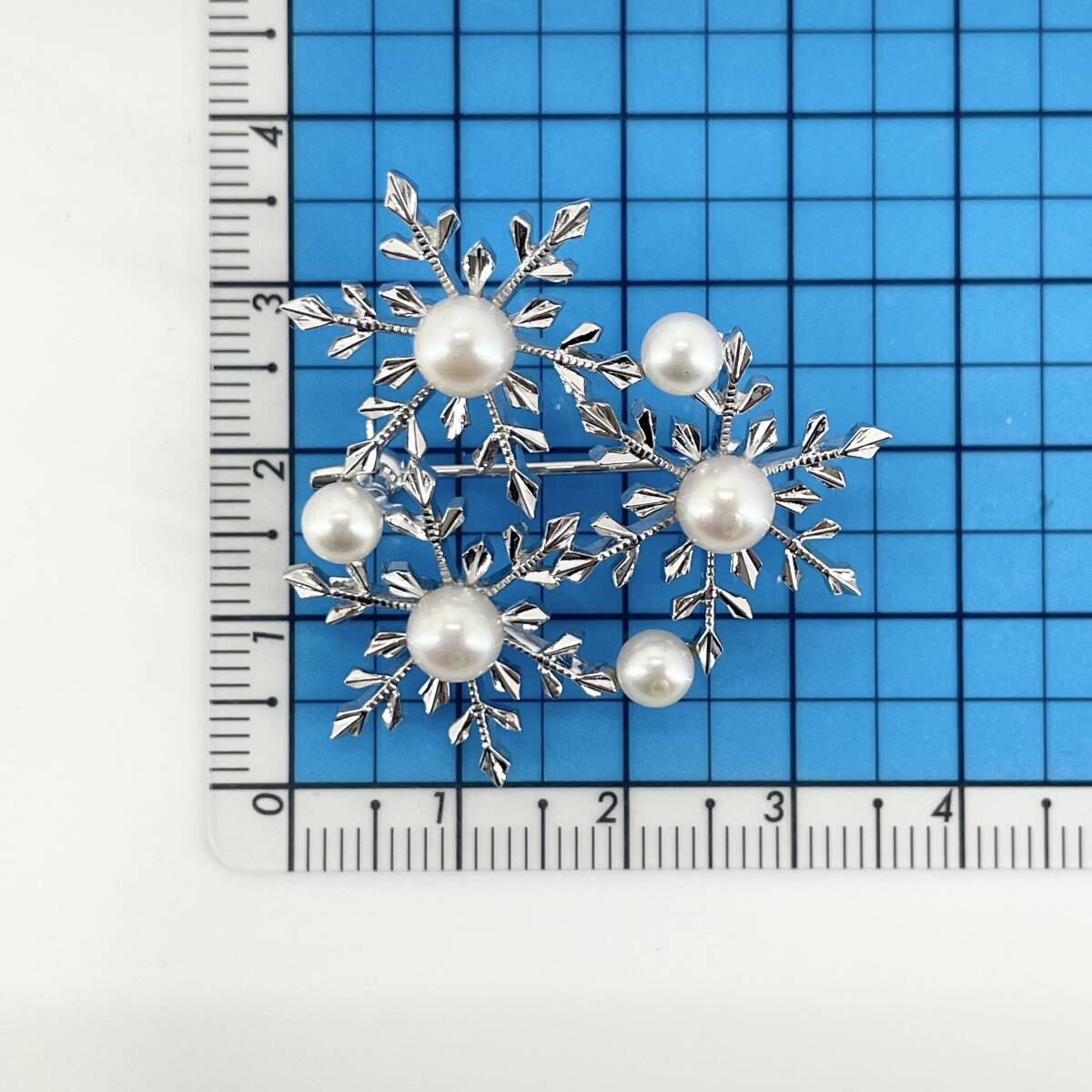 MIKIMOTO(ミキモト) ブローチ シルバー パール 真珠 雪 結晶 MIKIMOTO(ミキモト) ブローチ シルバー パール 真珠 雪 結晶