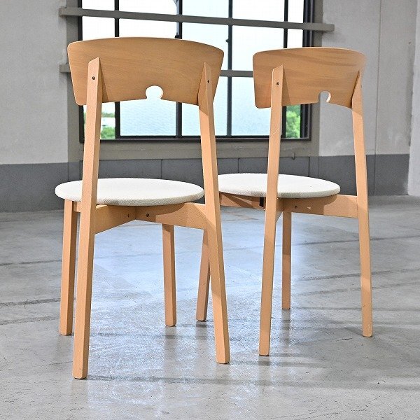 大塚家具 イタリア製 Calligaris/カリガリス ダイニングチェア 2脚セットb ビーチ材 椅子 ナチュラル モダン シンプル アームレス_画像2