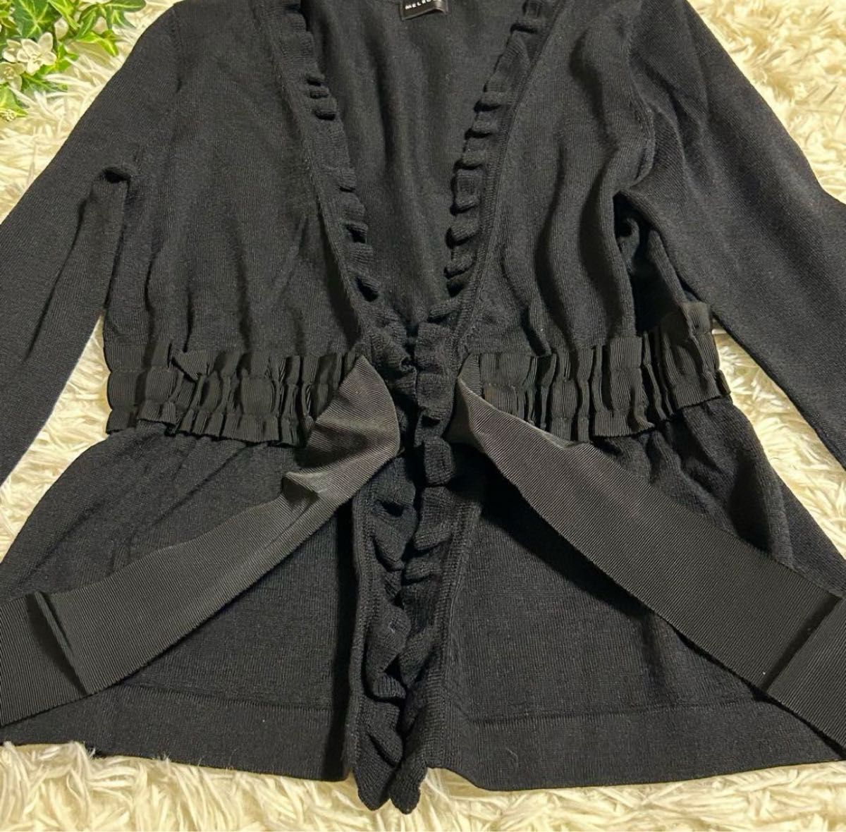 メルローズ　シルクブレンドウールカーディガン　リボン　フリル　黒　ブラック　M位　柔らか　ふんわり　羽織り　絹　ウール