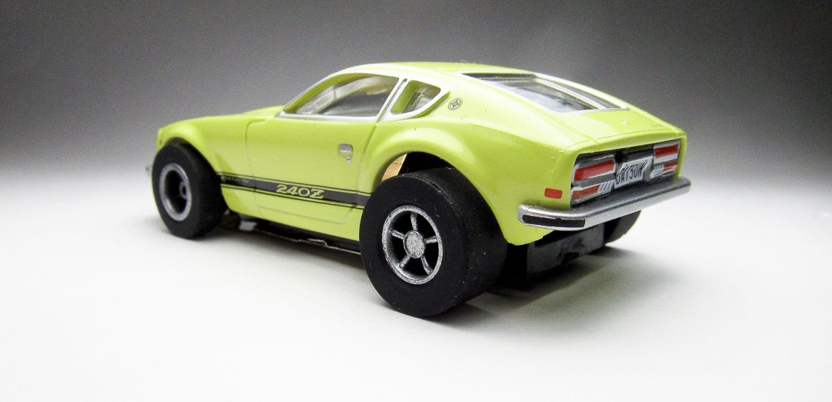 HOスロットカー 新品！AW 1973 ダットサン フェアレディZ 240Z ＆ マグナカータイプウルトラGシャシー トミー AFX や TYCO のコースでも！_画像9