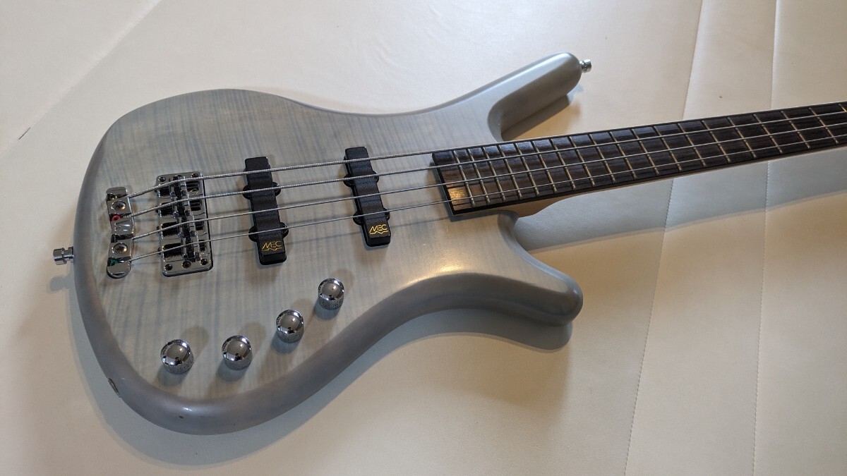 Warwick Rockbass Corvette Premium 4　エレキベース_画像2