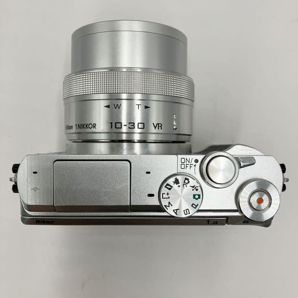 ◎【売り切り】Nikonニコン Nikon1 J5 ミラーレス一眼カメラ レンズセット 10-30mm 18.5mm シャッター数2947 バッテリー二つ付属_画像6