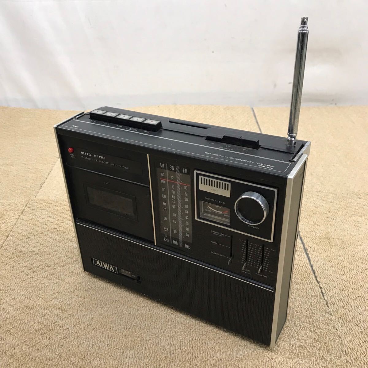 ●【売り切り】AIWA アイワ　カセットレコーダー ラジカセ TPR-205 オーディオ機器 昭和レトロ 当時物 現状品_画像1