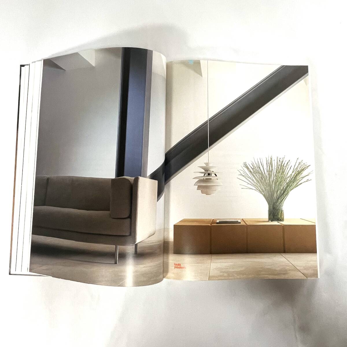 希少 美品 ルイスポールセン カタログ「Light of Louis Poulsen 希少 美品 ルイスポールセン カタログ「Light of Louis Poulsen