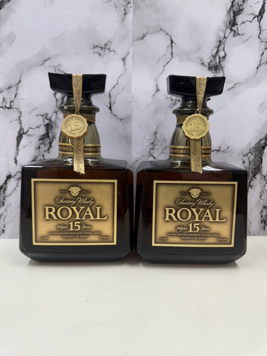 〇SUNTORY ROYAL サントリー ローヤル 15年 ゴールドラベル 2本まとめて モルトグレーン ウイスキー WHISKY 未開栓 古酒〇の画像2