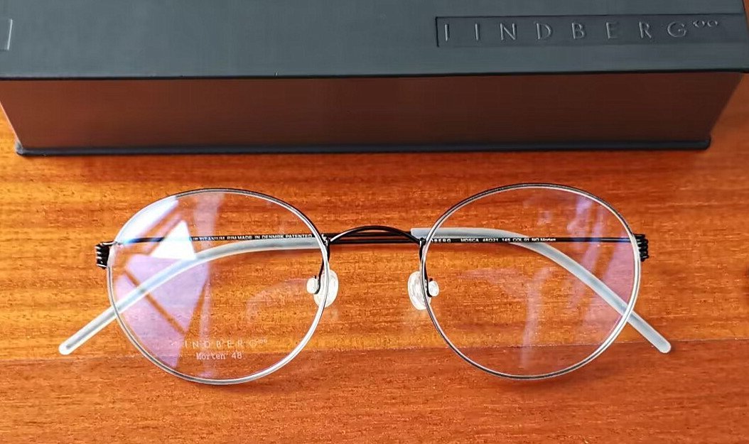 最高峰メガネ※定価7万※デンマーク製*LINDBERG・リンドバーグ MORTEN AIR TITANIUM※医療用チタン使用・セレブ愛用・メガネフレーム・黒_画像3