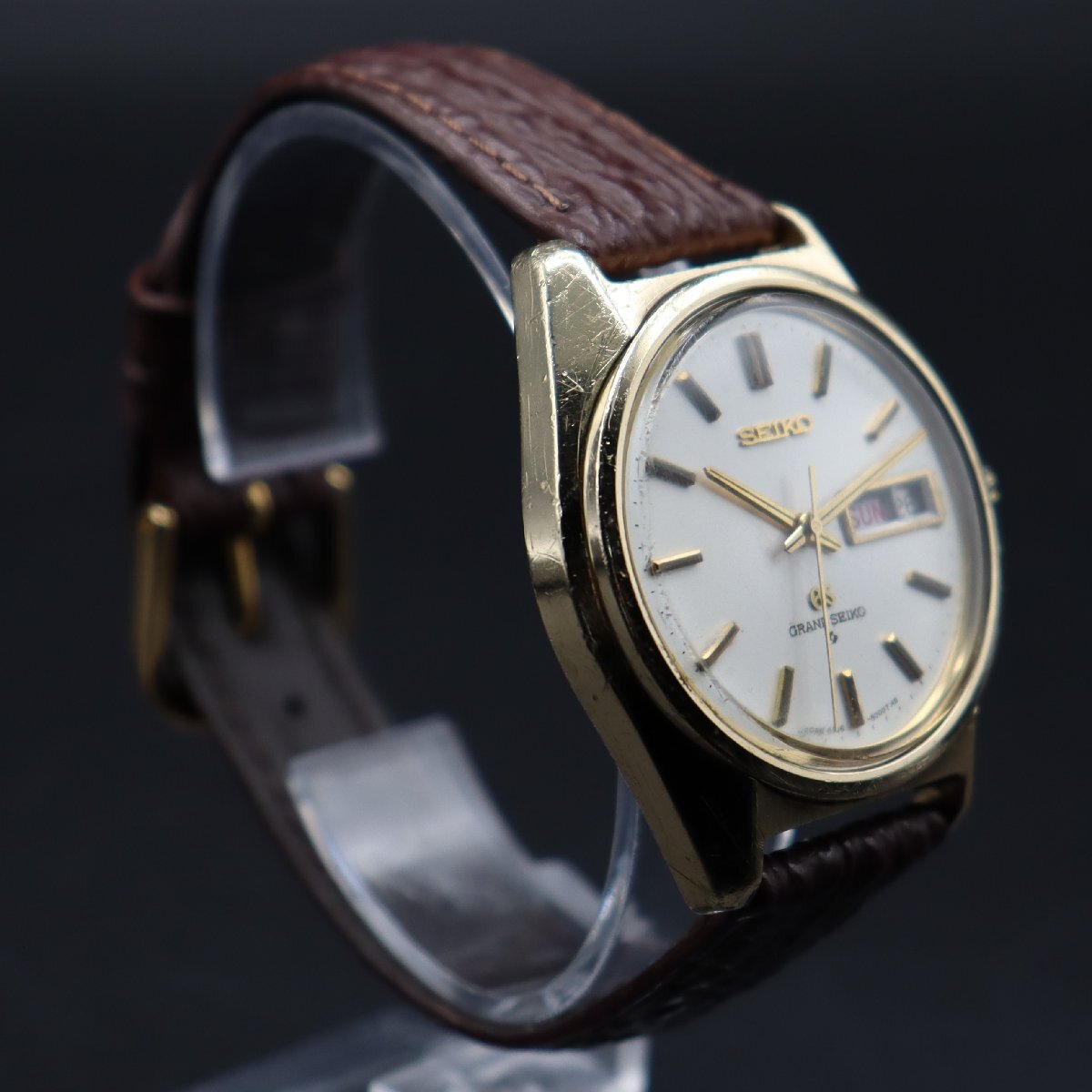 希少 GRAND SEIKO グランドセイコー ハイビート 61GS後期型 自動巻 6146-8000 CAP GOLD 1968年 デイト 諏訪 メダリオン 新品ベルト メンズ_画像4