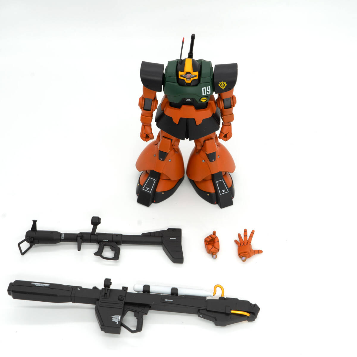 HGUC 1/144 ガルマ・ザビ専用リックドム ドム/リックドム 改修 全塗装 完成品【ガンプラ】【機動戦士ガンダム】_画像10