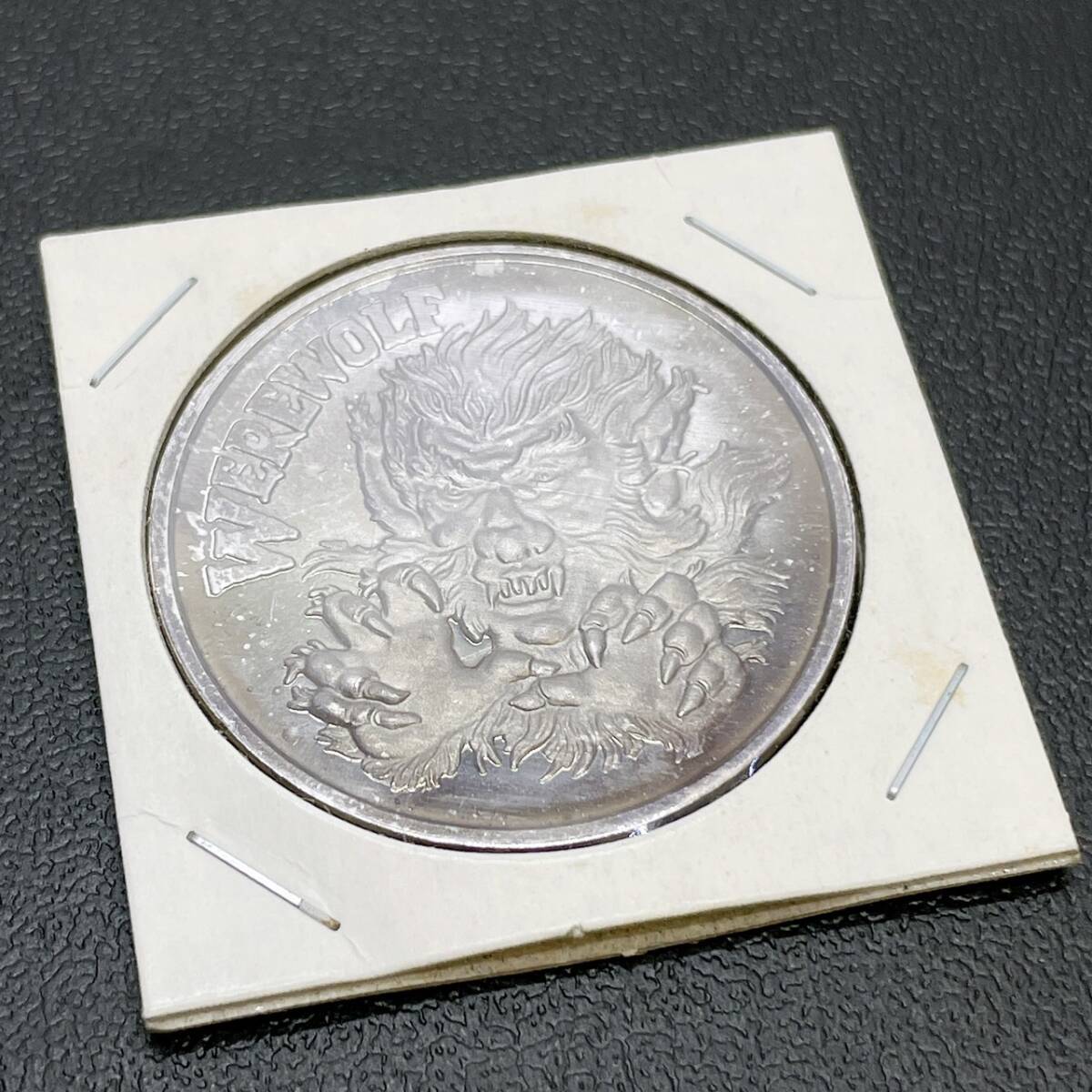 【DHS3179HM】銀貨 WEREWOLF 狼 MYTHOLOGICAL LEGENDS シルバー 1oz 1オンス コレクション 当時物 メダル コイン_画像1