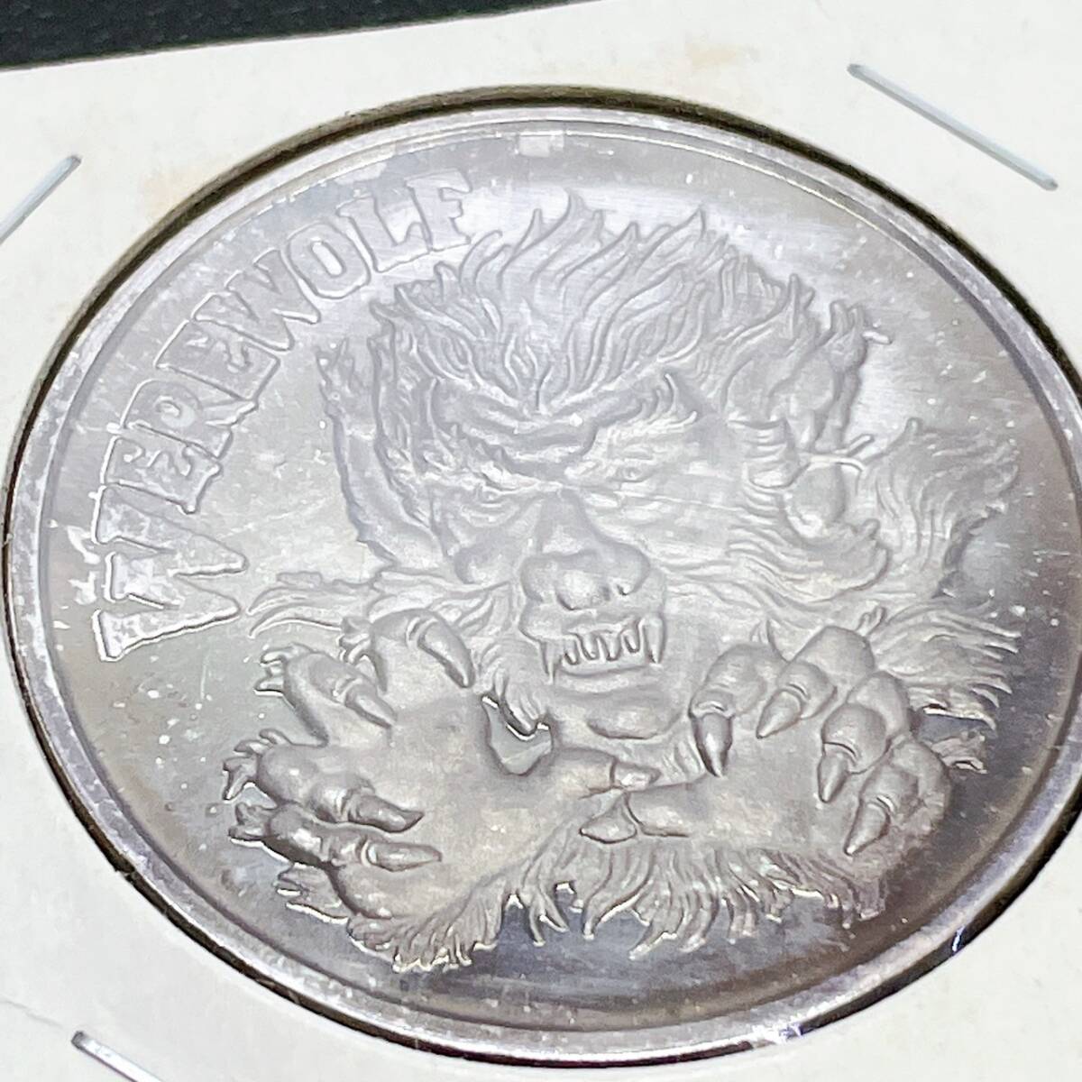 【DHS3179HM】銀貨 WEREWOLF 狼 MYTHOLOGICAL LEGENDS シルバー 1oz 1オンス コレクション 当時物 メダル コイン_画像3