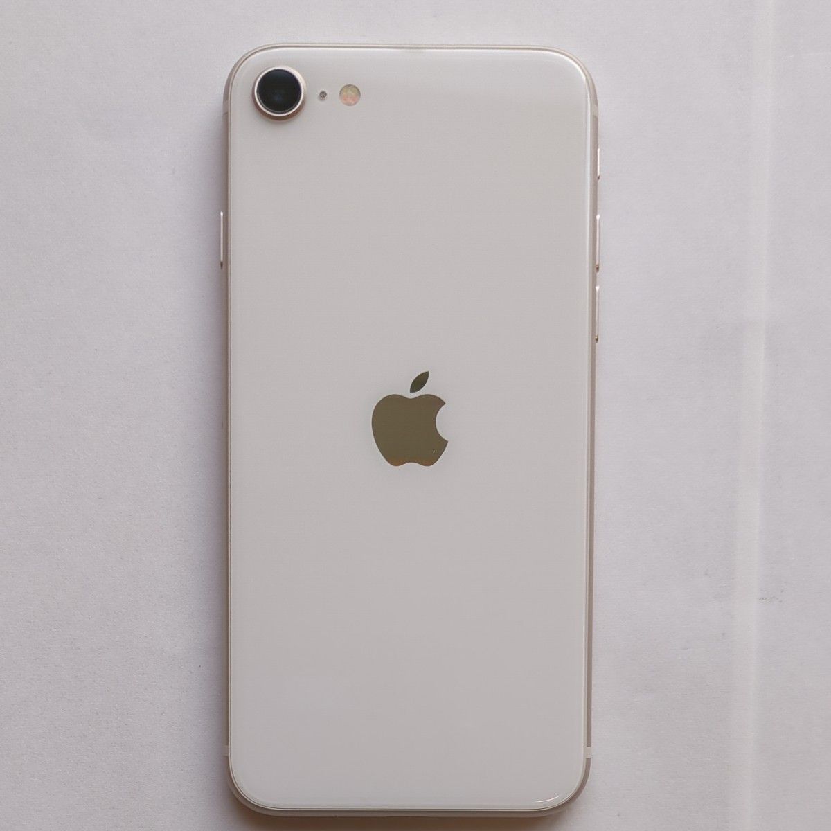 週末限定値下げApple iPhone SE 第3世代 64GB スターライト SIM 週末限定値下げApple iPhone SE 第3世代 64GB スターライト SIM