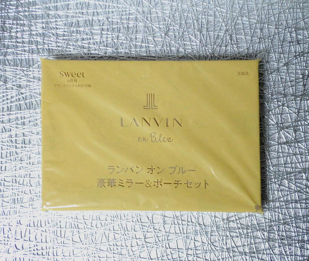 LANVIN en Blue Lanvin on blue gorgeous mirror & pouch set Sweet appendix folding mirror 