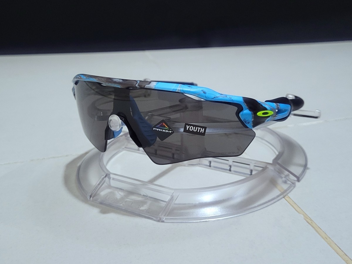 正規品 新品 OAKLEY RADAR EV XS PATH オークリー レーダー イーブイ エックスエス パス SANCTUARY SWIRL PRIZM GREY サングラス OJ9001-24の画像1