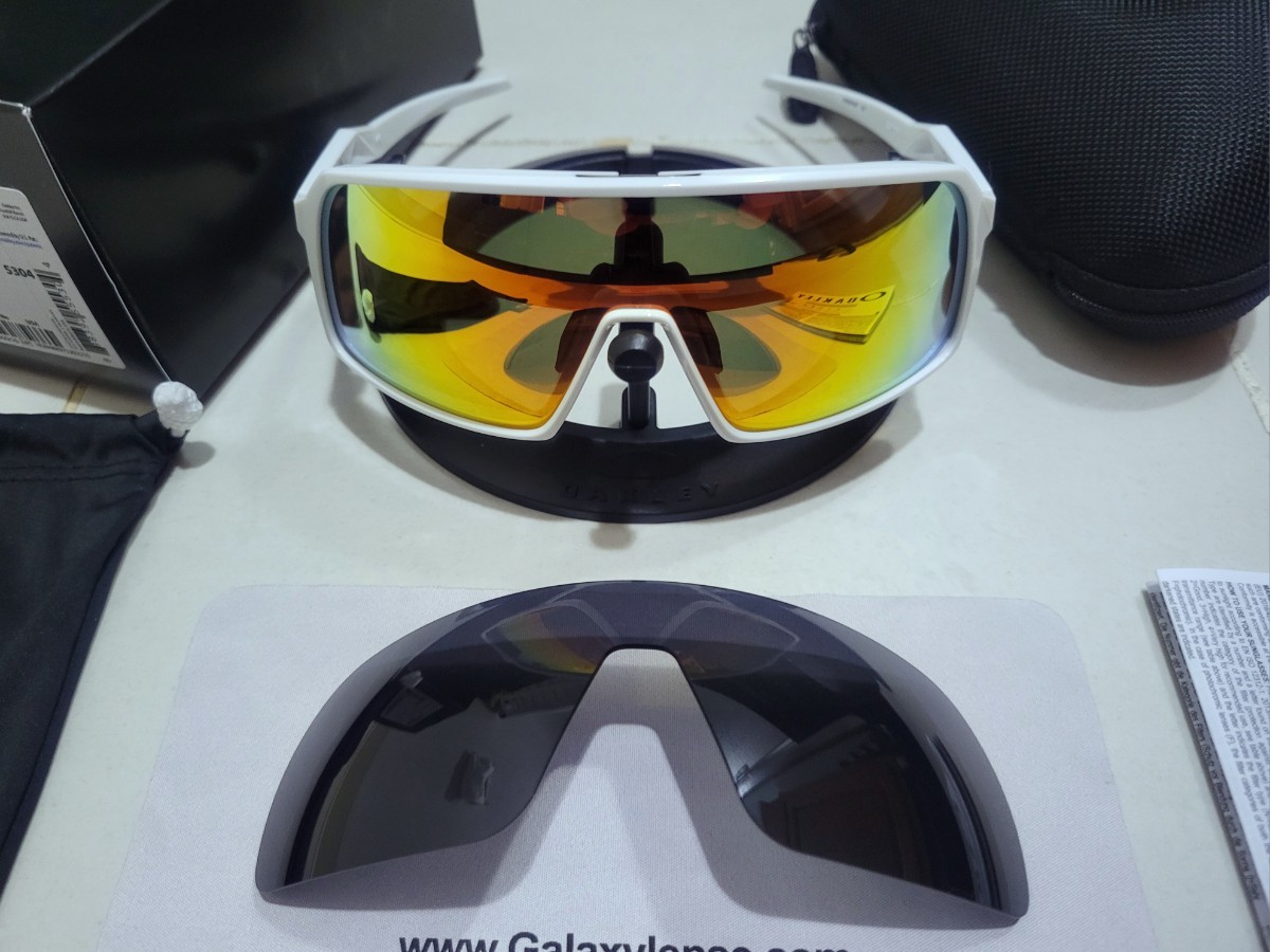 正規品 新品 偏光レンズ2枚付き OAKLEY SUTRO オークリー 正規品 新品 偏光レンズ2枚付き OAKLEY SUTRO オークリー