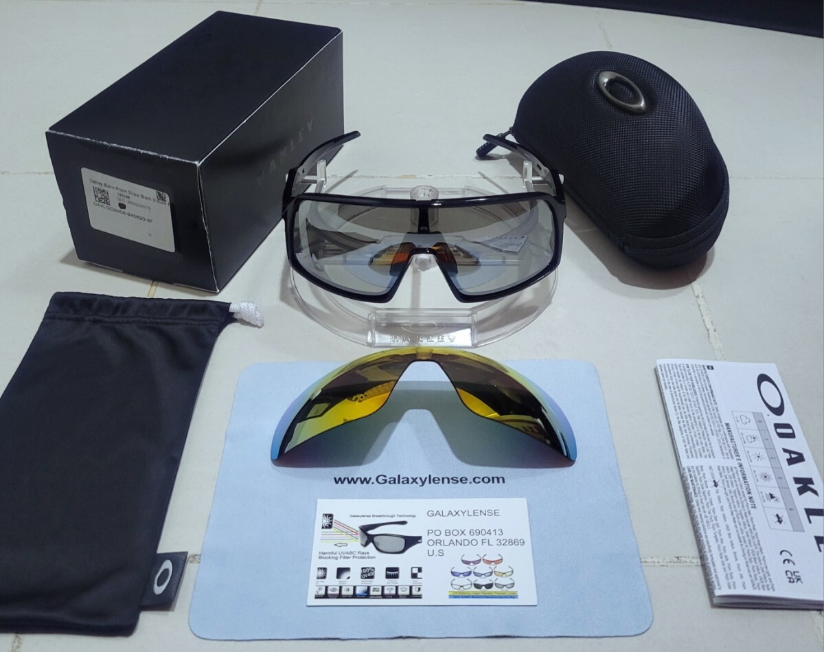 正規品 新品 偏光レンズ2枚付き OAKLEY SUTRO オークリー 正規品 新品 偏光レンズ2枚付き OAKLEY SUTRO オークリー