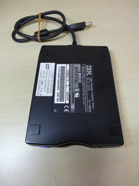 [送料無料 即決] IBM USB Portable Diskette Drive フロッピーディスクドライブ USED_画像6