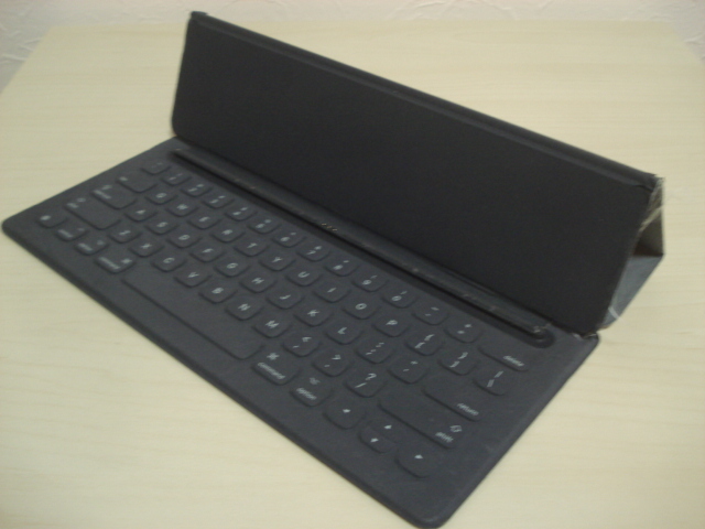 [送料無料 即決] Apple iPad Pro 12.9 第1世代 Smart Keyboard ジャンク_画像1