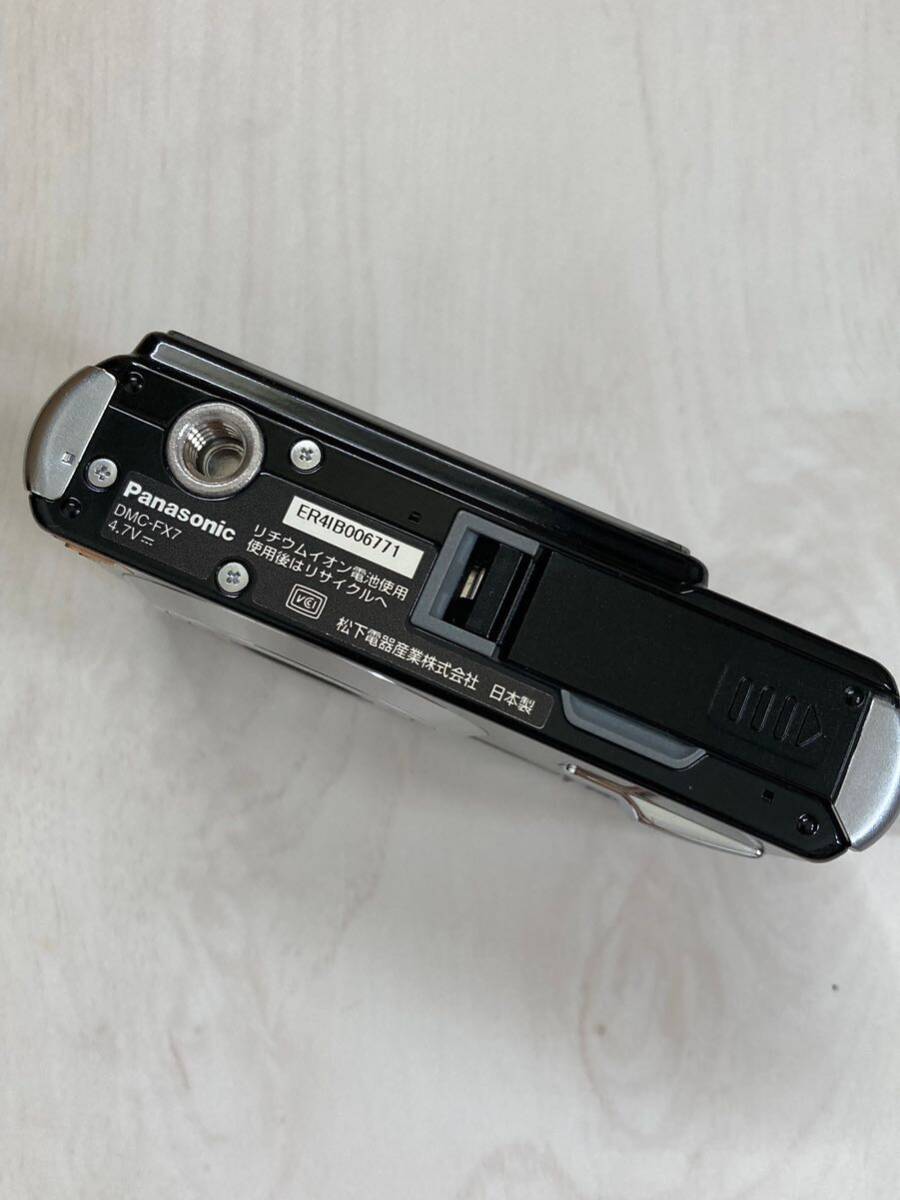 Panasonic パナソニック LUMIX DMC-FX7 コンパクト デジタルカメラ 充電器 _画像5