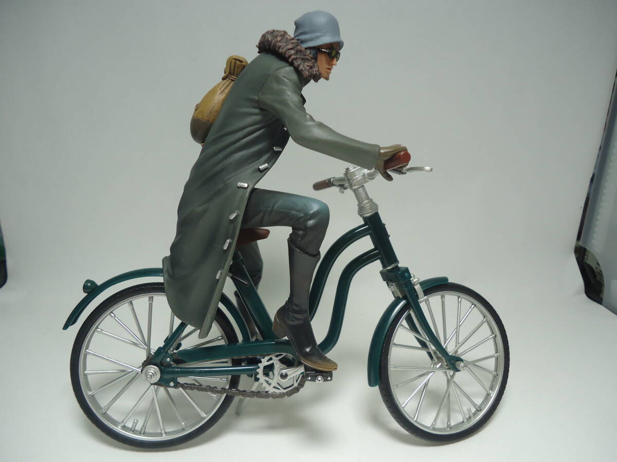 【箱なし現状品】ワンピース クザン DXF THE GRANDLINE VEHICLE vol.2 KUZAN&BICYCLE 青キジ_画像4