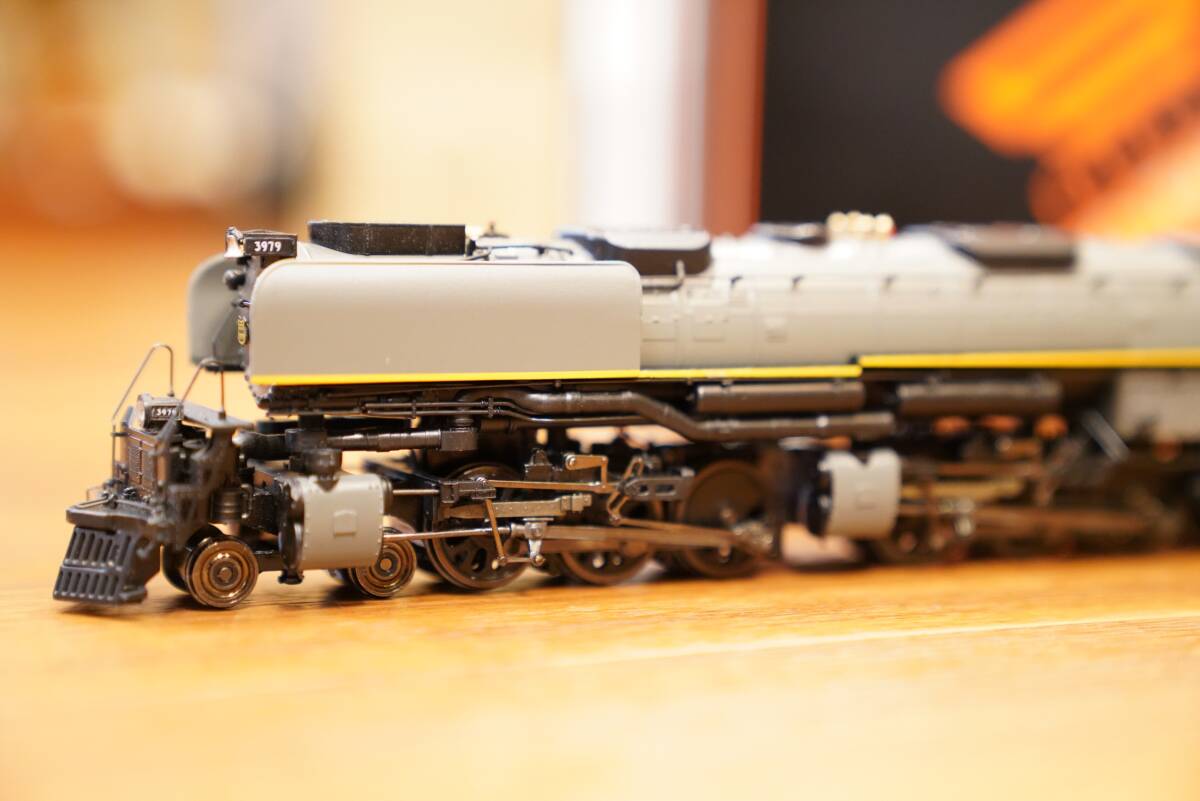 【1866】MTH HO Trains #80-3201-1 4-6-6-4 Challenger Union Pacific #3979 グレイハウンド DCCサウンド (発煙機能搭載)の画像1