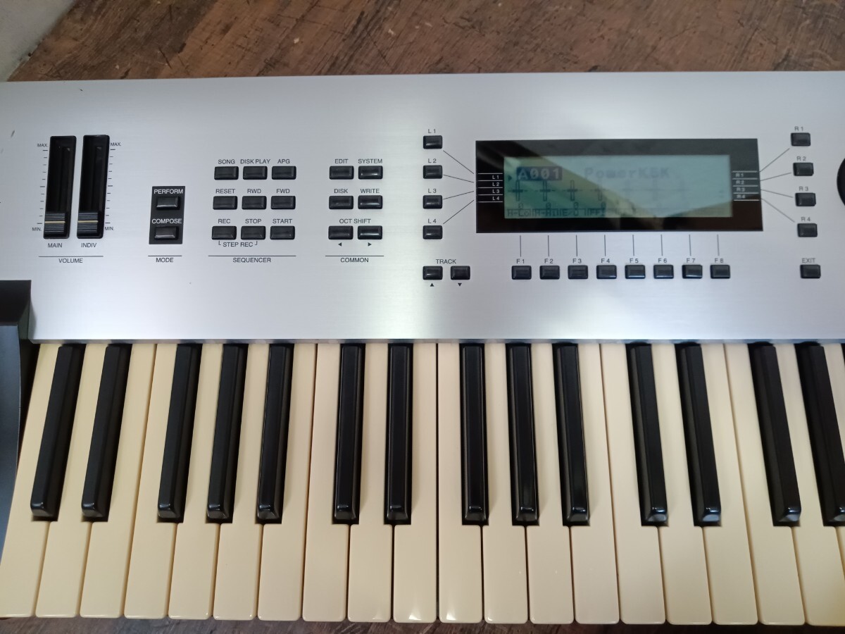 KAWAI ...　K5000W  синтезатор   ADVANCE 　...　 пианино 　 клавиатура 　 электронное пианино  　 музыкальный инструмент 　 клавиатура  музыкальный инструмент 　 товар в состоянии "как есть" 
