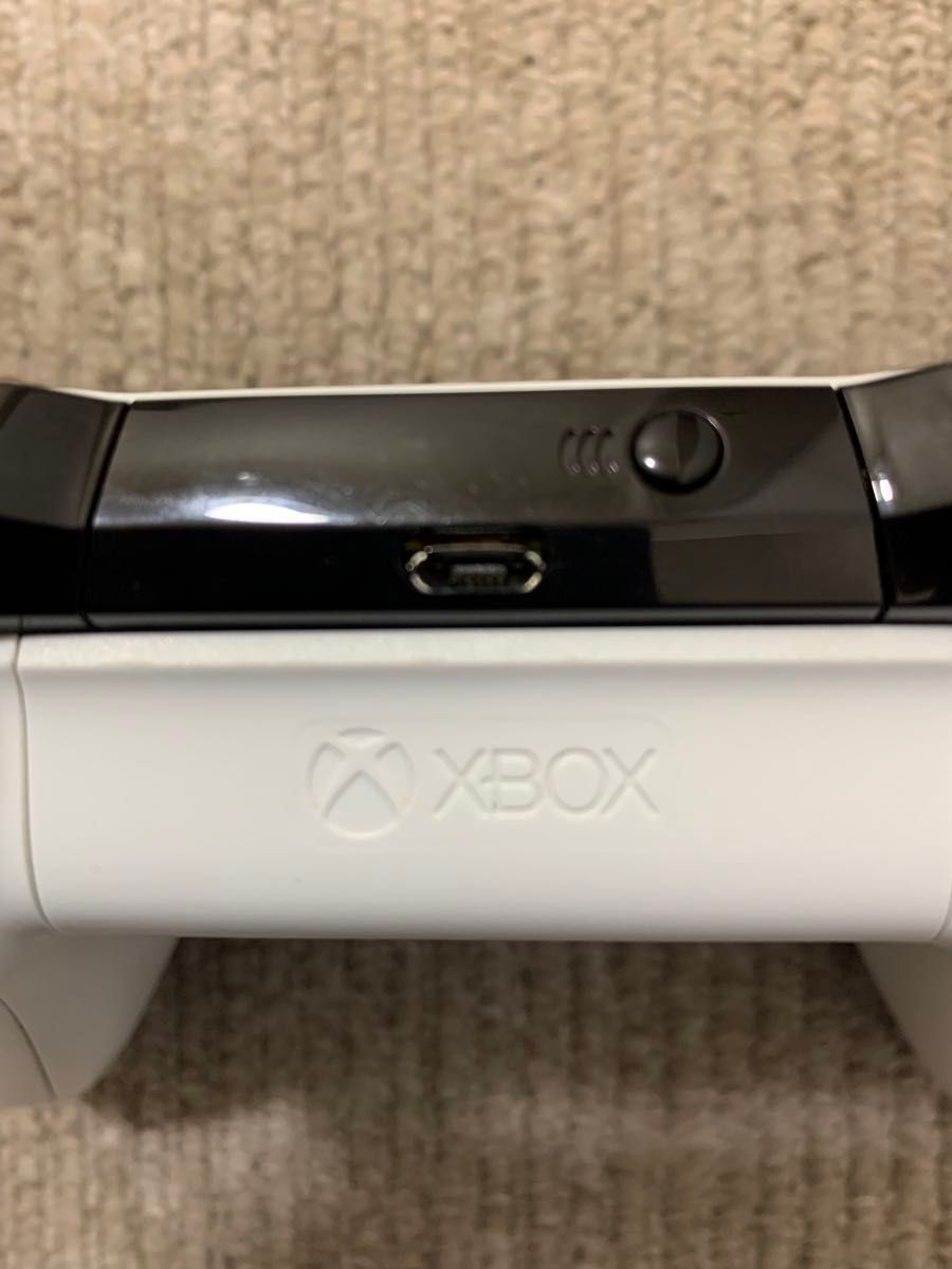Xbox One ワイヤレスコントローラー