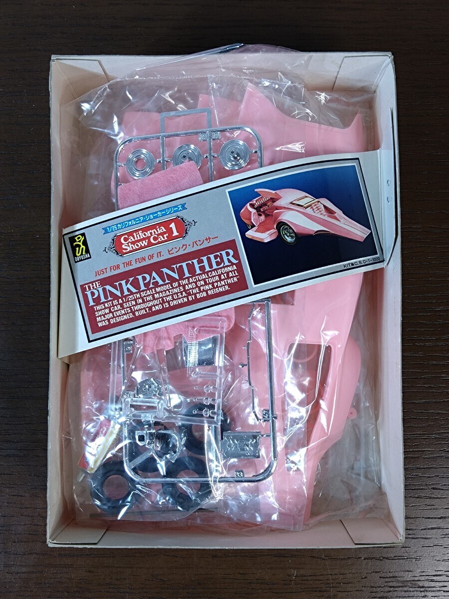 .. company 1/25 pink * Panther plastic model * California show car series * instructions less * that time thing?* out of print * rare * Ame car *PINK PANTHER