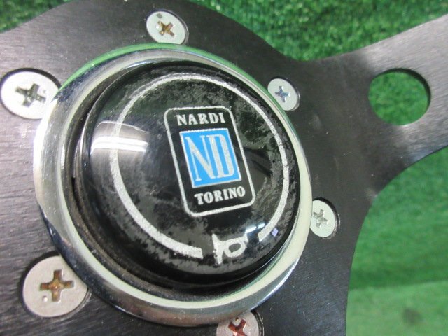 NARDI ナルディー ステアリングホイール ハンドル　直径約33cm　　2024.3.22.O.14-S6　24021017_見落としの場合あり（ 現物優先 ）