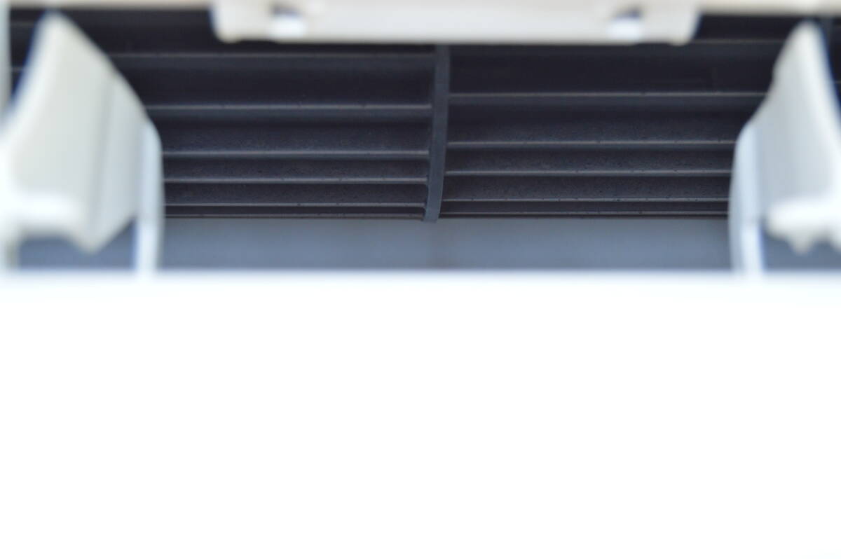 中古 動作品 シャープ SHARP AY-L40TD ルームエアコン プラズマクラスター 2020年製 主に14畳 4.0kw リモコン付 汚れ有の画像4