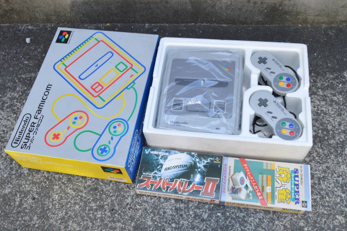 ジャンク品 動作未確認 任天堂 NINTENDO スーパーファミコン 本体 スーパーバレー2 スーパー麻雀 ソフト付き 箱付き_画像1