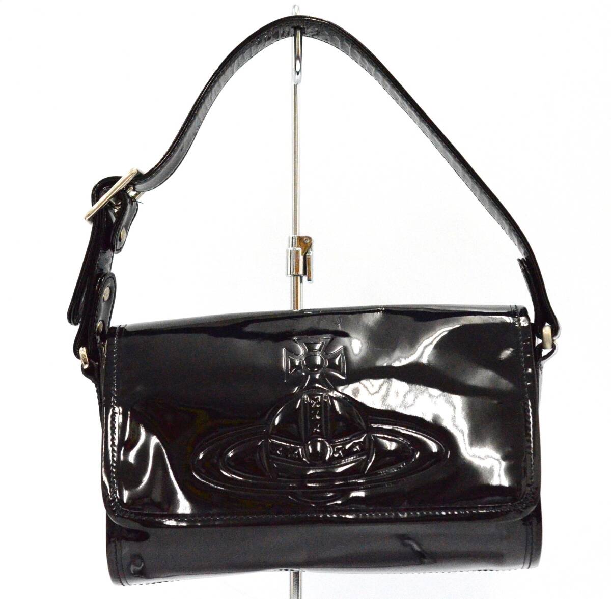  Vivienne Westwood (Vivienne Westwood) эмаль o-b Accord сумка one плечо черный [ б/у ] JA-18972