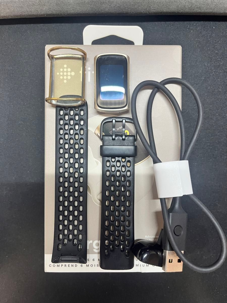 【最安値】値下げしました！Fitbit CHARGE5 