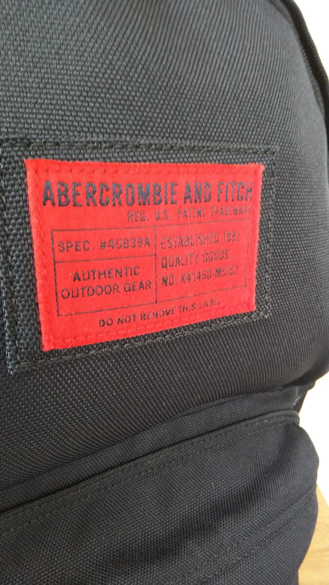 ※　Abercrombie / バッグパック /　ダークネイビー　美品_画像6