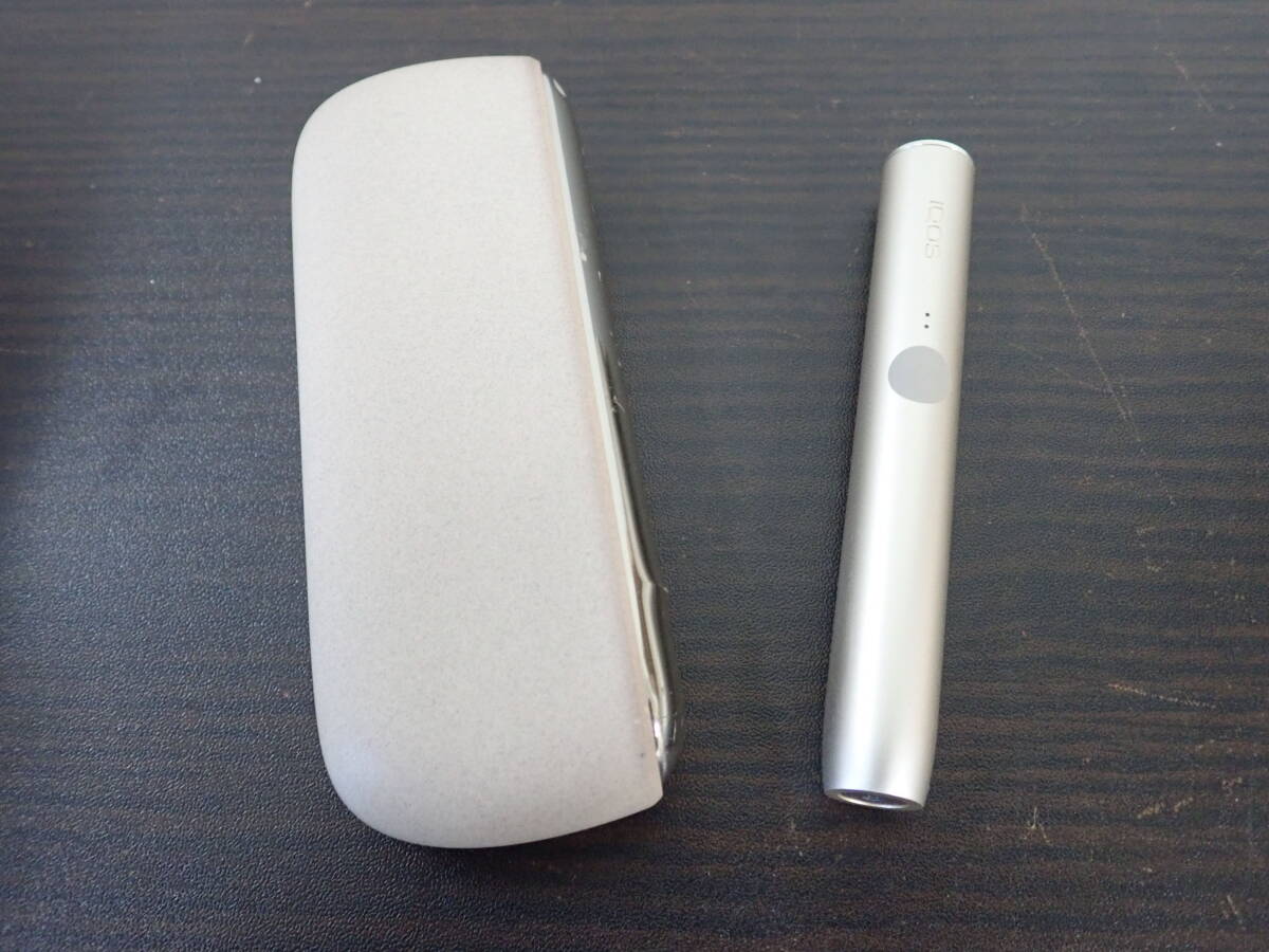 IQOS ILUMA アイコス イルマ ペブルベージュ 中古品 現状品 通電確認済 喫煙具 電子タバコ 加熱式タバコ 激安１円スタート_画像1