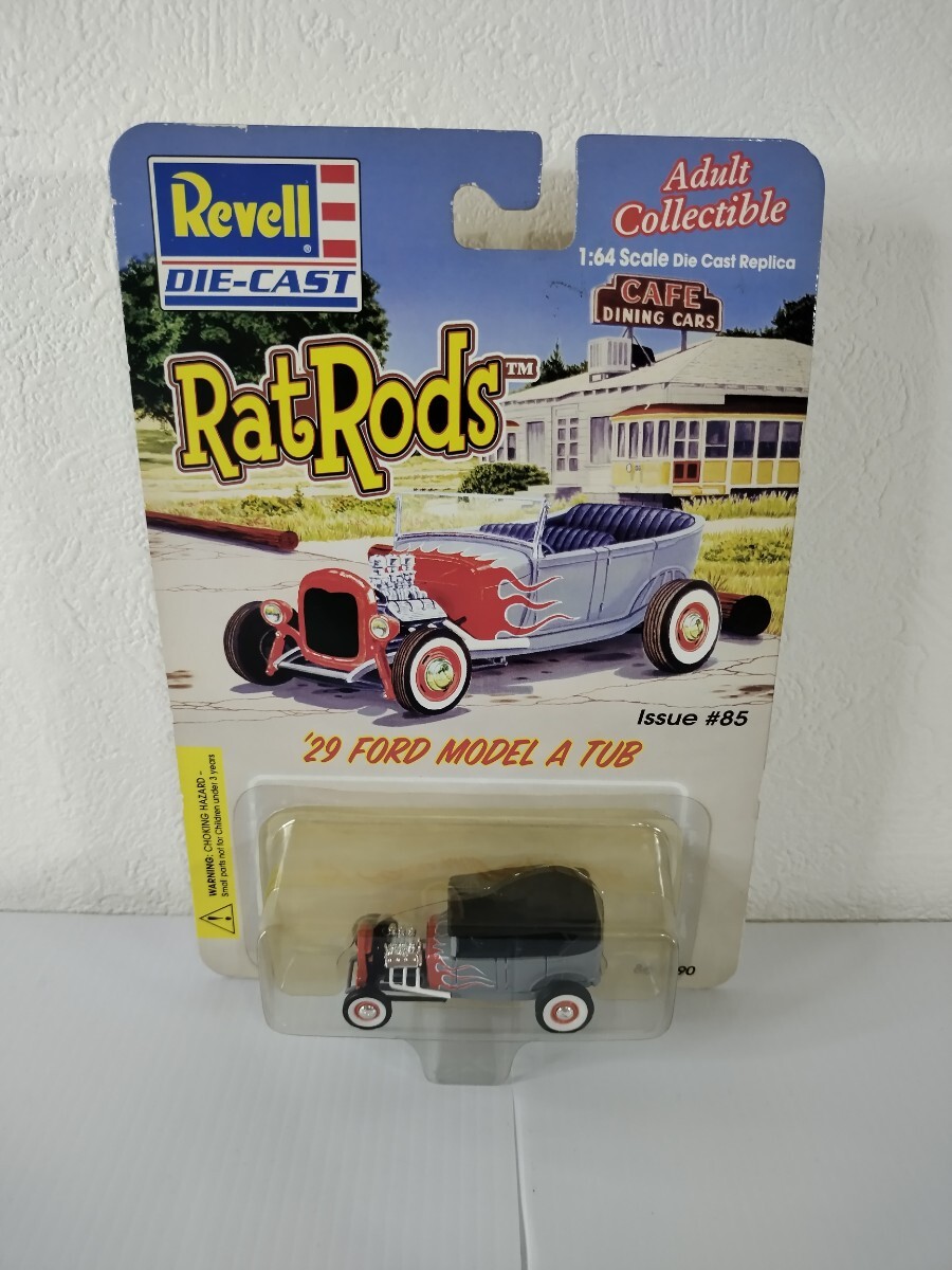 【送料無料】Revell die-cast Rat Rods Hot Rod '29 FORD MODEL A TUB 1:64 ダイキャスト　ミニカー　未開封_画像1