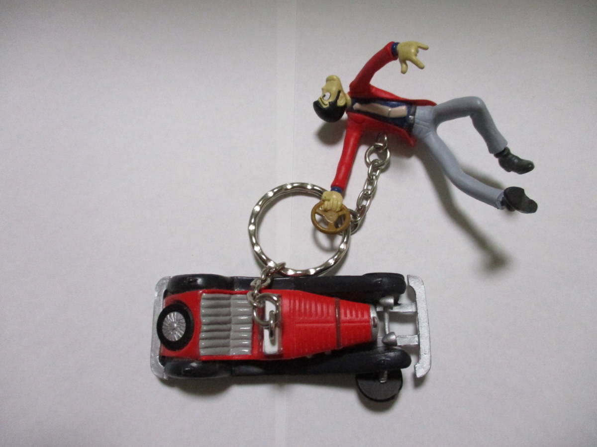 ヤフオク ルパン三世 ルパンと車 フィギュア キーホルダー ヤフオク ルパン三世 ルパンと車 フィギュア キーホルダー