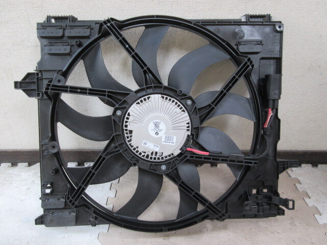 ⑤ ＢMW　M3 M4　 радиатор  fan  　F80 F82　1742 2284887 03