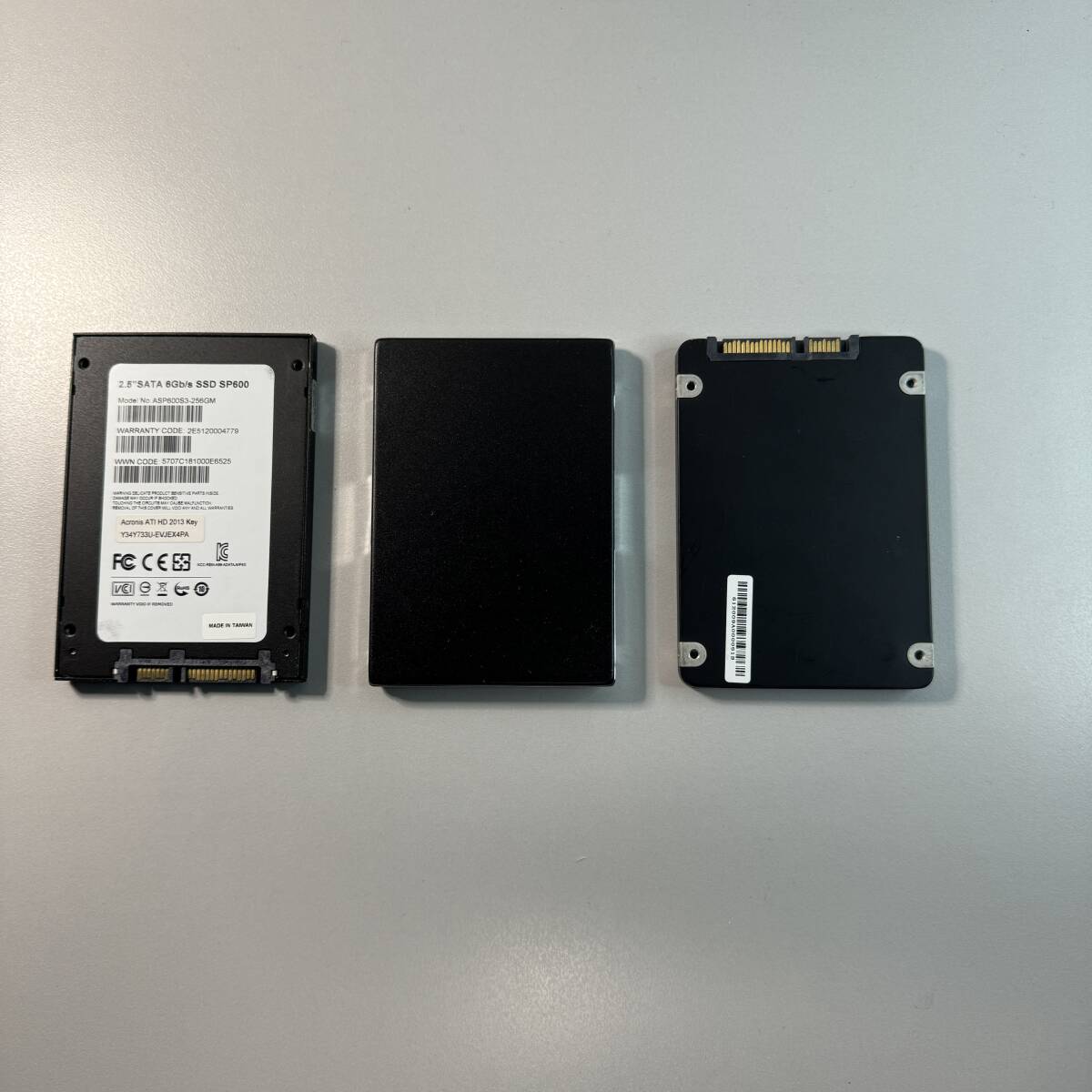 【中古】2.5inch SATA SSD 3台セット 256G+80G+64G SMART正常の画像2