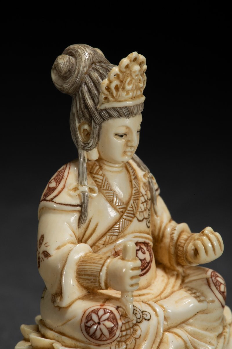 [. old .]. famous auction buying go in Edo ~ Meiji era thing Special kind white material .. bodhisattva . netsuke .. thing gorgeous core charge use antique goods old fine art 0508-S35