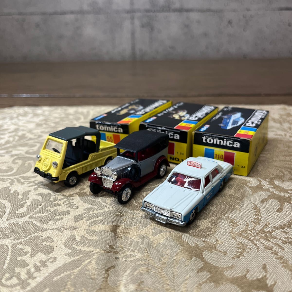 ① TOMICA/トミカ/トヨタ/ニッサン/タクシー/パトカー/ダットサン/4/25/44/45/55/60/62/96/108/110/黒箱/絶版/まとめ売り/当時物【保管品】の画像4