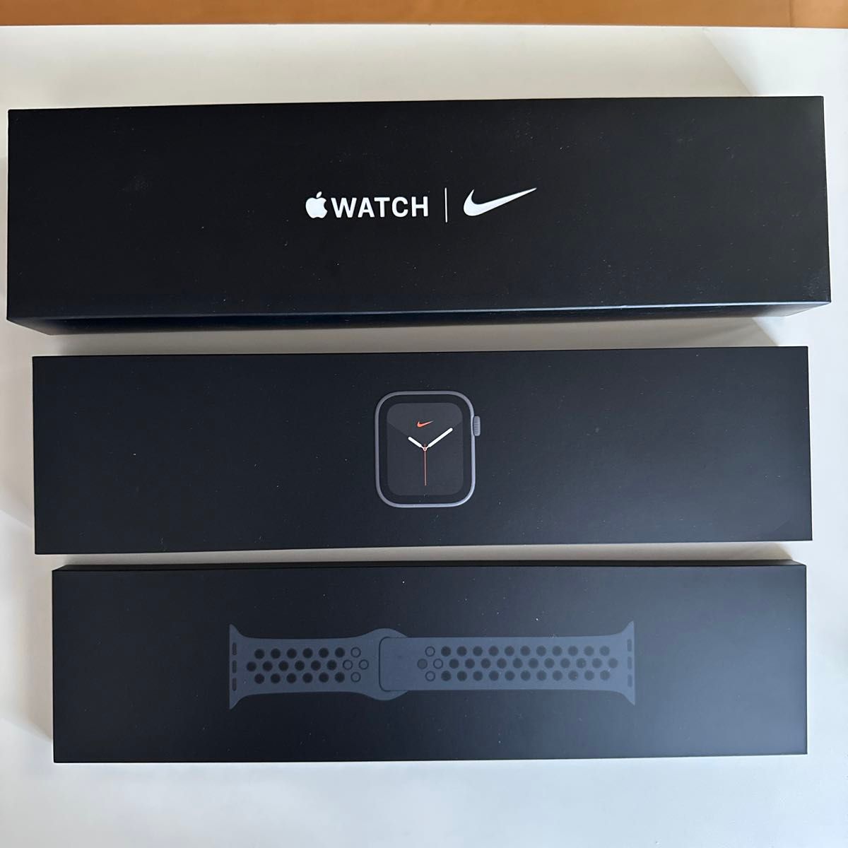 Apple Watch Series 6 Nike (GPS + Cellular) 新品交換品