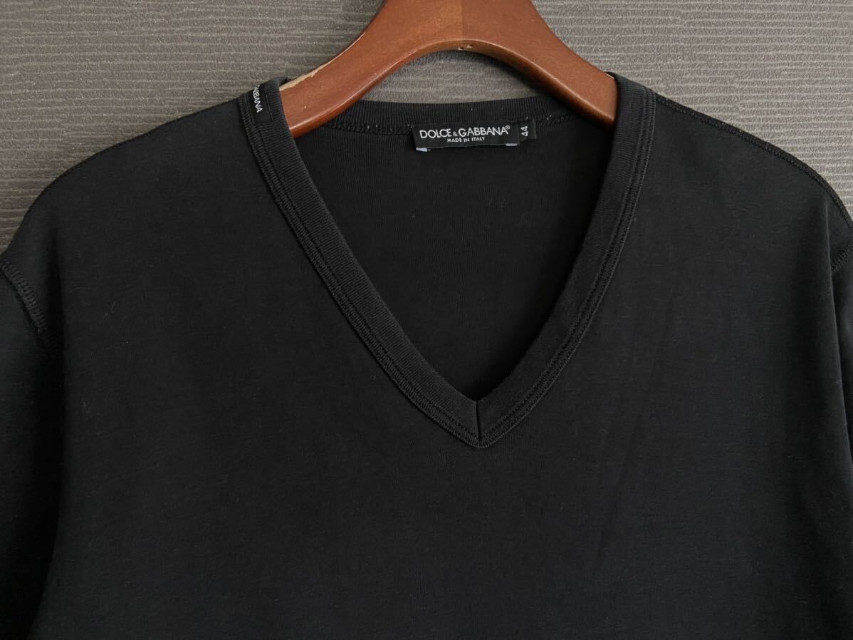 定番 イタリア製 DOLCE&GABBANA ドルチェ&ガッバーナ 襟ロゴパッチ Vネック 半袖 Tシャツ 44(S相当) ブラック ストレッチ トップス メンズの画像4