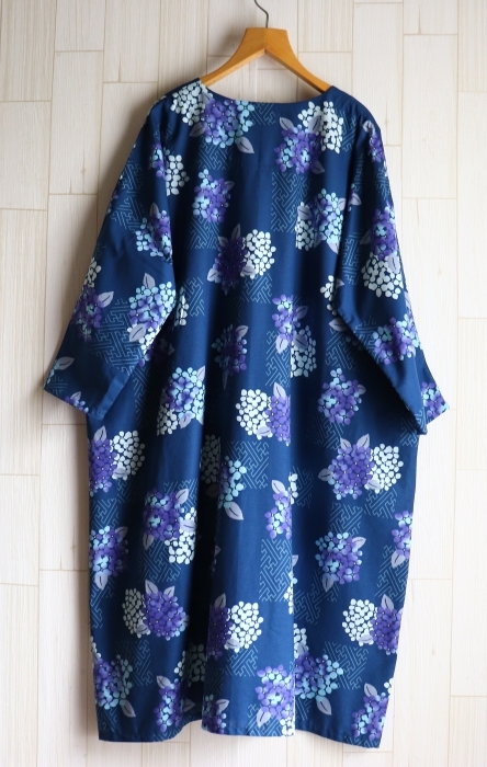 紫陽花 ワンピース ポケット付き 紺色 ネイビー和柄 あじさい 花柄 綿100 大きいサイズハンドメイドの画像10