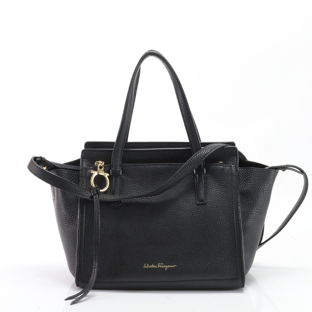 1 jpy beautiful goods Salvatore Ferragamo gun chi-ni Amy leather 2WAY shoulder bag diagonal .. hand black lady's HPM Y1-3