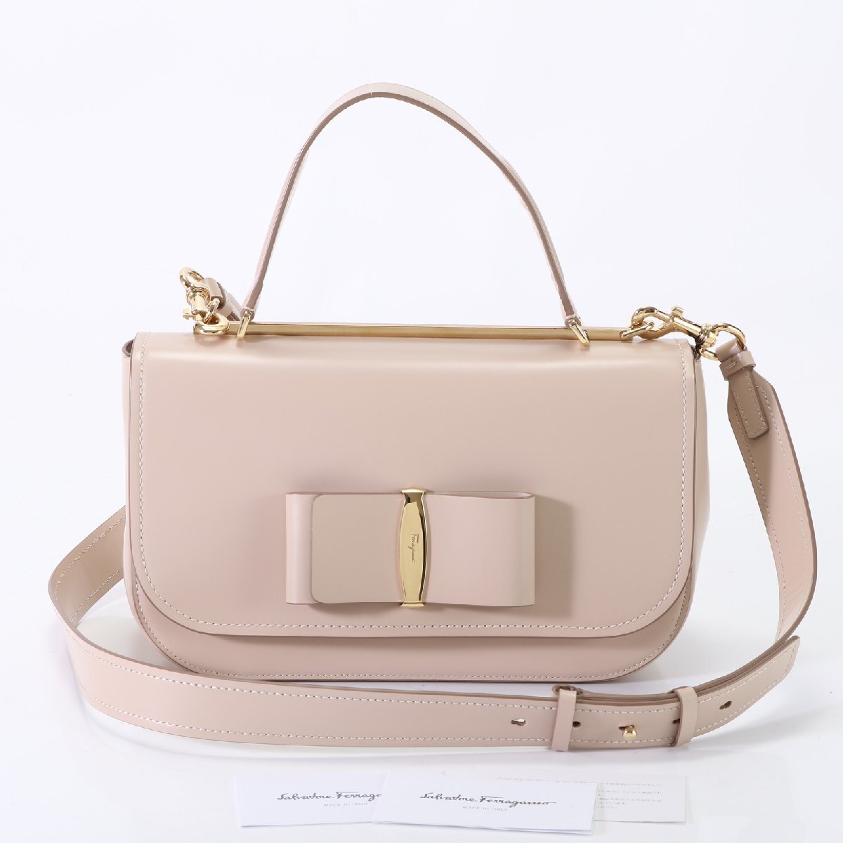 1 jpy ultimate beautiful goods Salvatore Ferragamo vala ribbon leather 2WAY shoulder bag diagonal .. Cross body hand lady's EEM U14-4