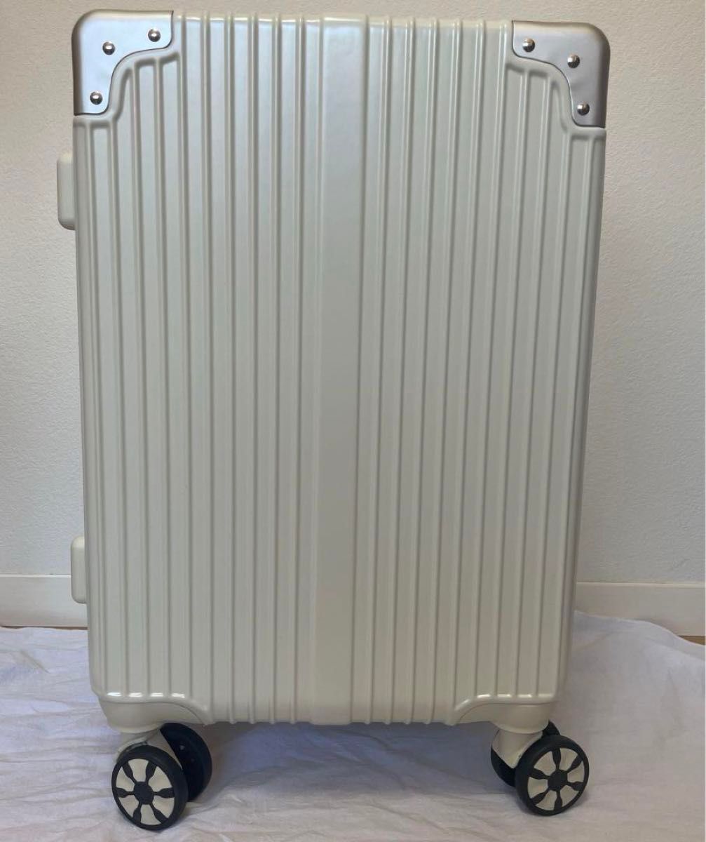 スーツケース キャリーケース S  修学旅行 キャリーバッグ 軽量 ホワイト